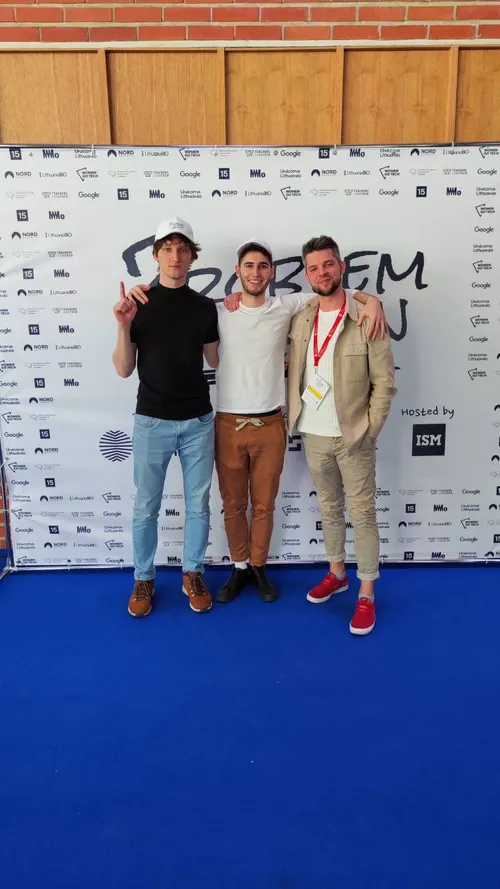 Nevaziuoja.lt komanda