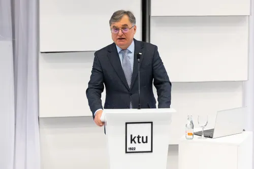 c9795007d4fea50525fd6428170b7cb8 scaled