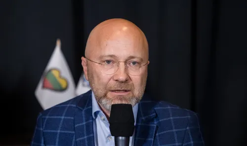 d8a3037166aea8e5c1808d5967e015c6