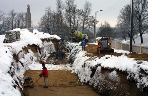 Lobis ant Milikonių kalno - kapsulė