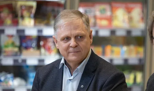 5a6eeaa3ddfe96f6a5ada10006872d5c