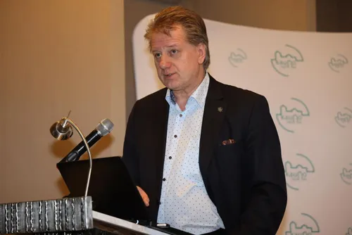 630d50de864f2df21d5d521703ee40f8