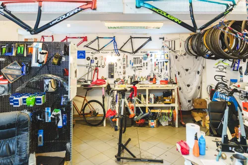 Dviračių taisykla Ride&amp;amp;Mend / R. Tenio nuotr.