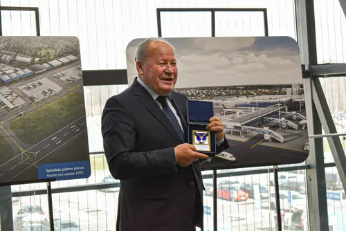 Kauno oro uosto plėtra