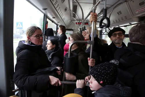 Kelionė sausakimšu autobusu