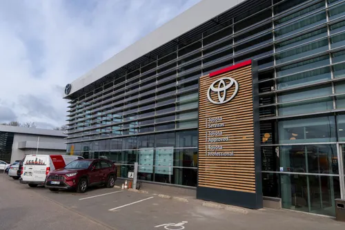 Atnaujintas „Autotoja“ salonas / Organizatorių nuotr.