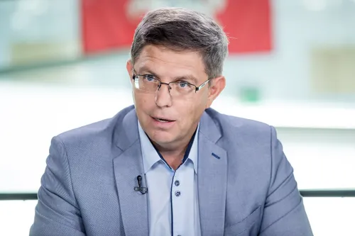 cd47d98b98115cdea5778da7b18df27e