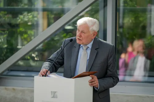 Valdo Adamkaus premija skirta Algirdui Reipui / VDU nuotr.