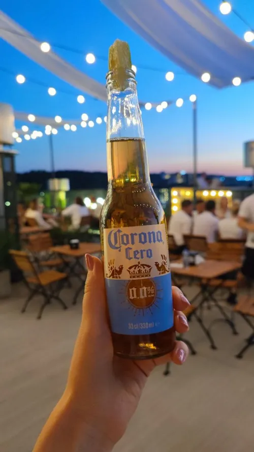 Naujas alaus ir kokteilių baras „Panorama Skybar“33