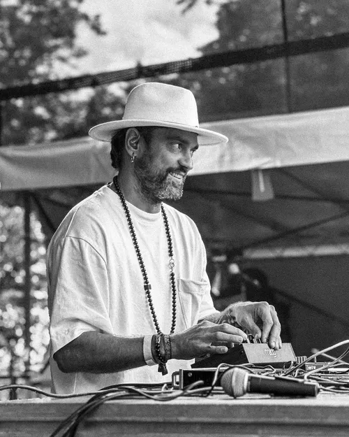 bf417aa8ddd5a87a385538530342a396