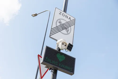 2259f82d1e2a2a59fe612887e3f8462c