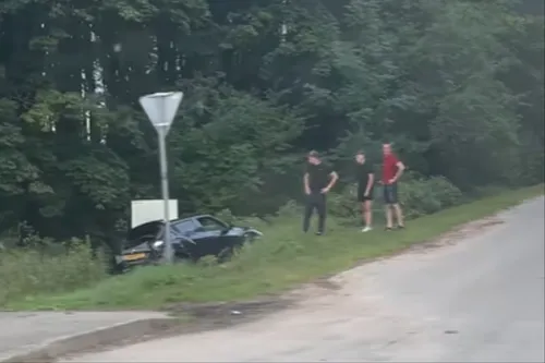 925d4f3e1acabb8cced98226027cbcaf