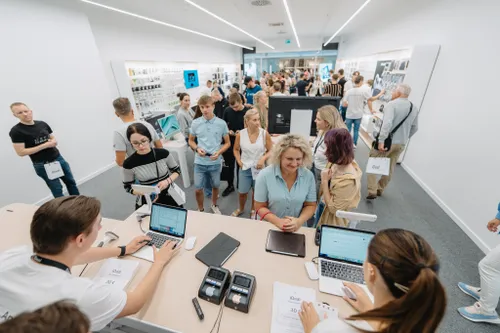 d46cac716c4054ea4d6b4a3e00a047d9