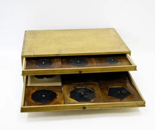 Montesori ugdymo priemonės./Lietuvos švietimo muziejaus nuotr.