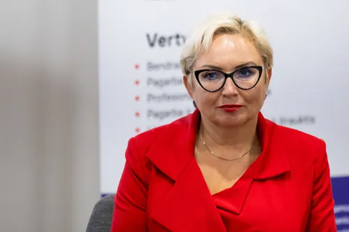 26debfd088e15c3907972deac0045de5