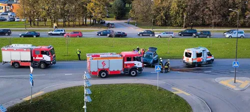 60582a03944e9ccf2ba7687556d813fc