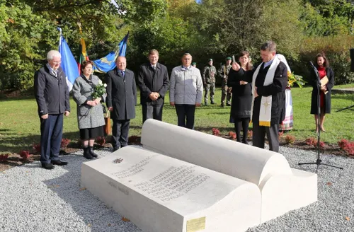 344ed5112faa2fcbd0fa084062962d8f