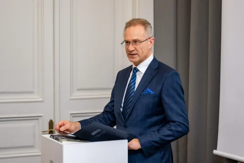 65923cb5564b11cb1f055011c410e865