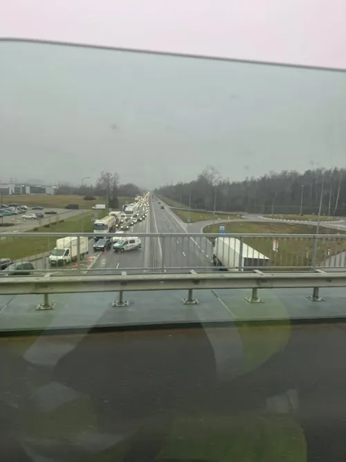 796c28fa34d688242a5bb251038618b3