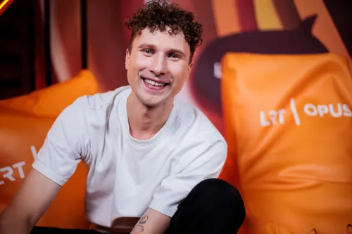 4cc28c6e56608cc30bde698435ca0e2a