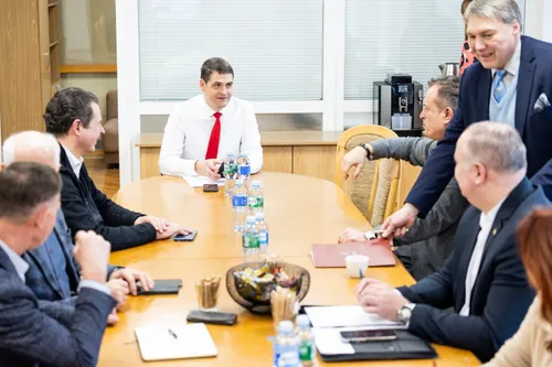 091543412 aeed69ed 7724 4d27 8688 09e66243126f