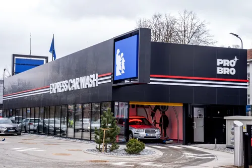 „PRO BRO Express“ tunelinė automobilių plovykla / Organizatorių nuotr.