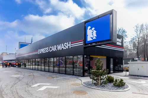 „PRO BRO Express“ tunelinė automobilių plovykla / Organizatorių nuotr.