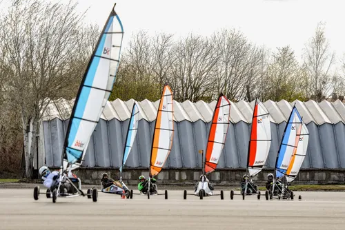 2 vejaraciu cempionatas c r laurutavicius