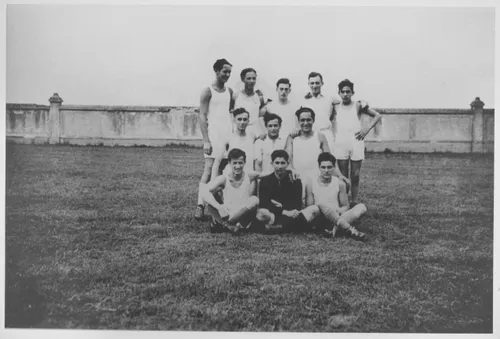 1 futbolo komandos grupine nuotrauka de 1992 jud f 0507 10 v scaled