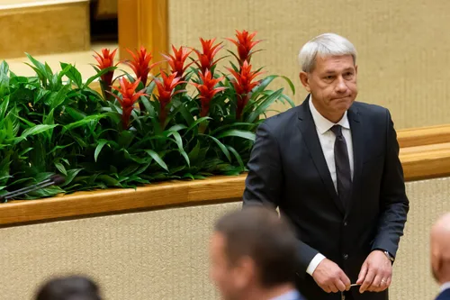 124538724 130cf700 672a 4647 b751 f698aed5d6d5