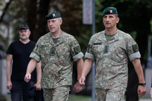Lietuvos kariuomenės Sausumos pajėgų vadų pasikeitimo ceremonija Vienybės aikštėje / R. Tenio nuotr.