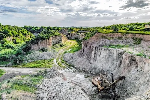 menciu klinciu karjeras