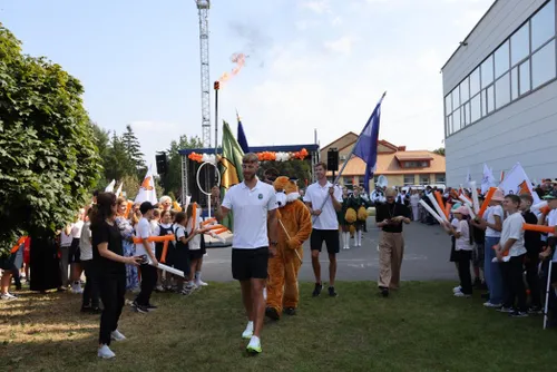 Lapėse atvertas atnaujintas stadionas / KRS nuotr.