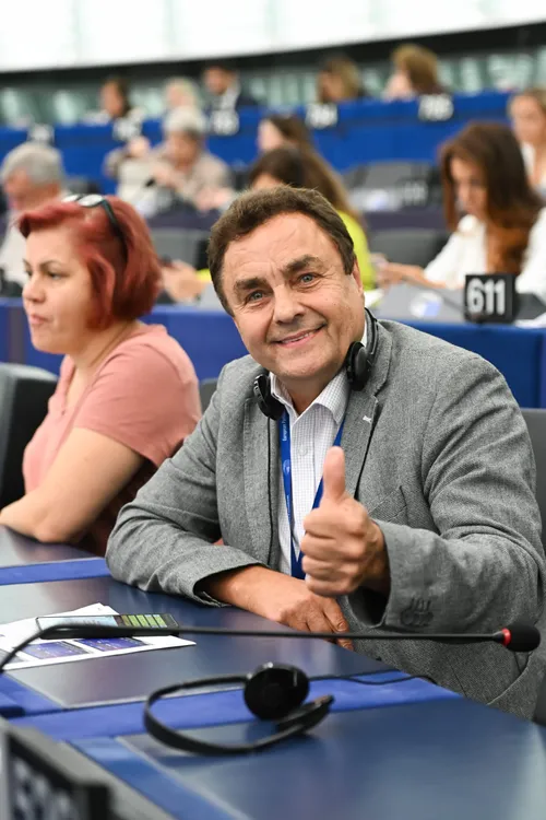 20250911 ep 189907f ccr pst 036 medium scaled