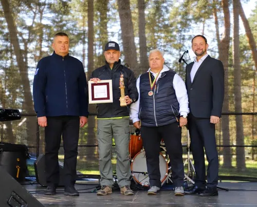 Ugniagesių bendruomenės žygis Kulautuvos apylinkėse / KRS nuotr.