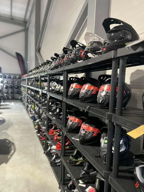 Kaune duris atvėrė „Motobaysport“ filialas / Organizatorių nuotr.