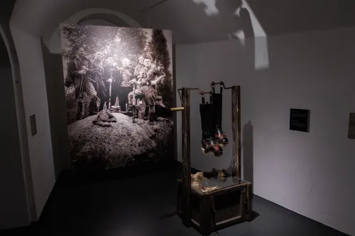 Partizanų batai paroda / R. Tenio nuotr.