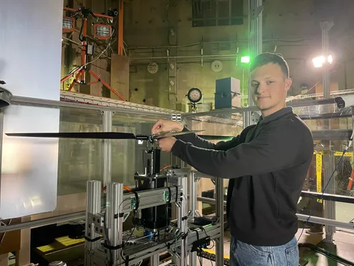 ginas baladinskas su sraigtasparnio sistemomis