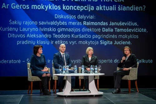 Konferencija „Lietuvos regionų politika: ar turime teisę pasilikti?“, kurioje dalyvavo EP narys dr. A. Veryga / Organizatorių nuotr.