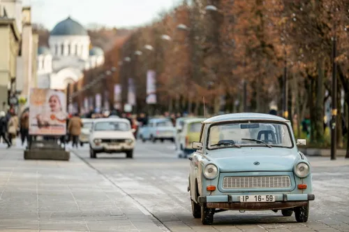 laisves aleja seriale taps rytu berlyno gatve scaled