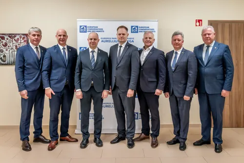 Konferencija „Lietuvos regionų politika: ar turime teisę pasilikti?“, kurioje dalyvavo EP narys dr. A. Veryga / Organizatorių nuotr.