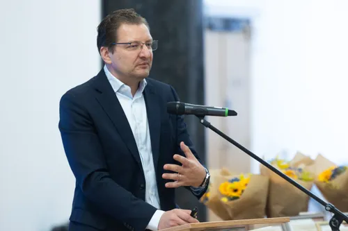 Dainius Radzevicius / Roberto Riabovo, BNS nuotr.