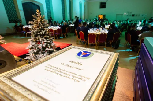 594536118 1322000236639079 5274857118953646427 n