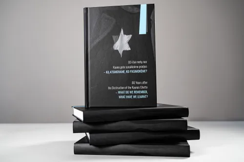 Naujas mokslinių straipsnių rinkinys. Karolinos Vilkelienės nuotr. (2)