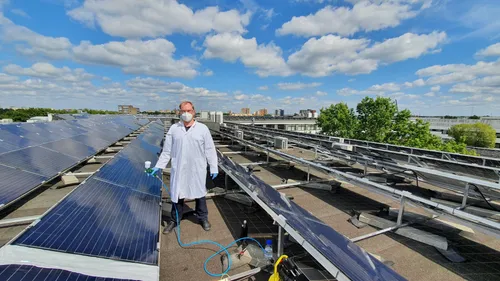 simas rackauskas sukurta danga dengia saules baterijas ant ktu eef stogo 20220725 151812