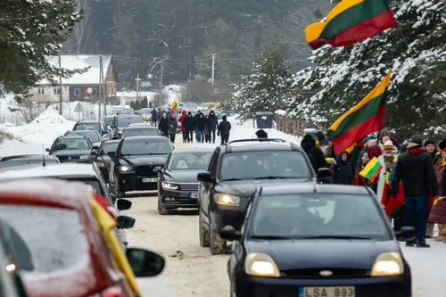 Akcija „Kapčiamiestis gyvenimui - ne poligonui!" / T. Biliūnas / BNS nuotr.