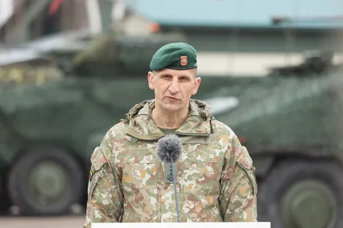 Pirmosios divizijos atkūrimo ceremonija / R. Tenio nuor.