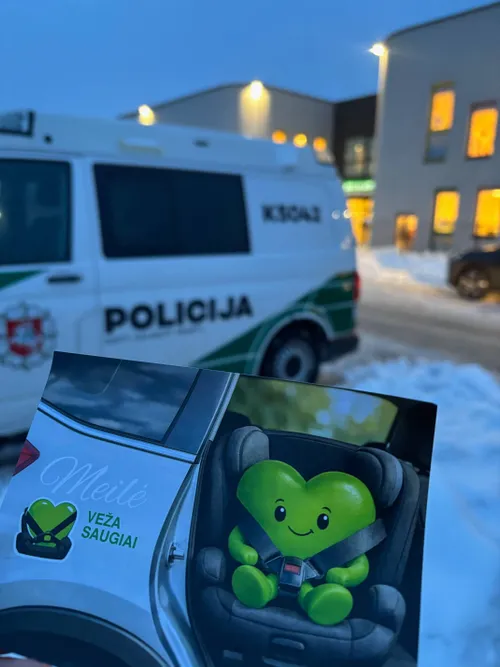 Policijos akcija „Meilė veža saugiai“