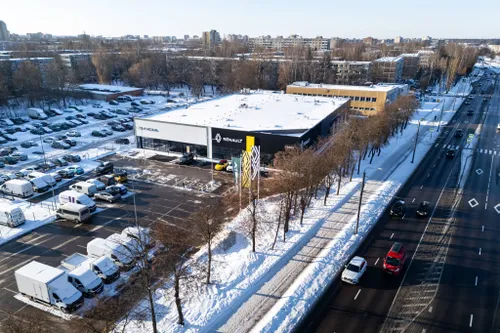 „Sostena“ automobilių salonas Kaune / Organizatorių nuotr.