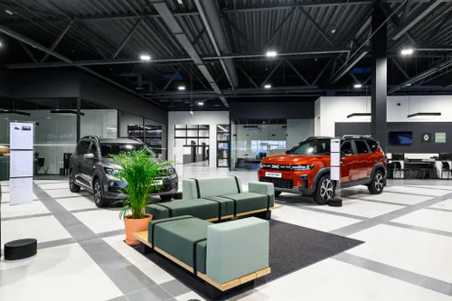 „Sostena“ automobilių salonas Kaune / Organizatorių nuotr.